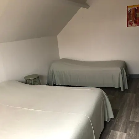 Hotel De La Mare -restaurant Pour Les Clients Sur Reservation 3*