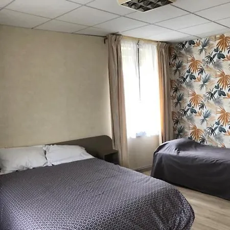Hotel De La Mare -restaurant Pour Les Clients Sur Reservation 3*
