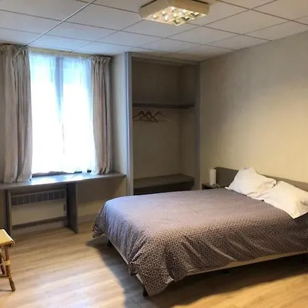 Hotel Restaurant De La Mare 3*