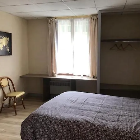 De La Mare -restaurant Pour Les Clients Sur Réservation Hotel Avrigny (Oise)