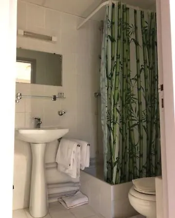 Restaurant De La Mare 3*