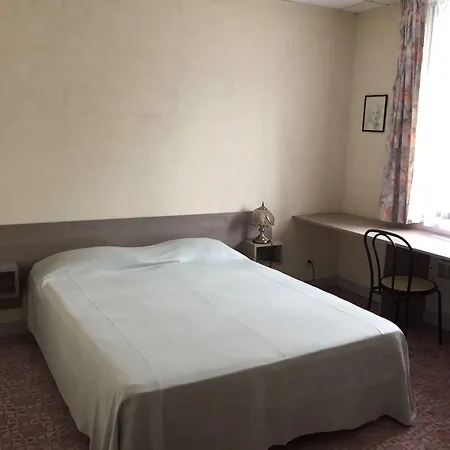 De La Mare -restaurant Pour Les Clients Sur Réservation 3*