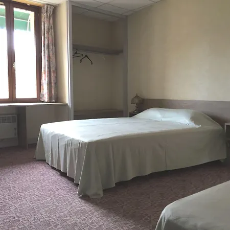 De La Mare -restaurant Pour Les Clients Sur Reservation Hotel Avrigny (Oise)