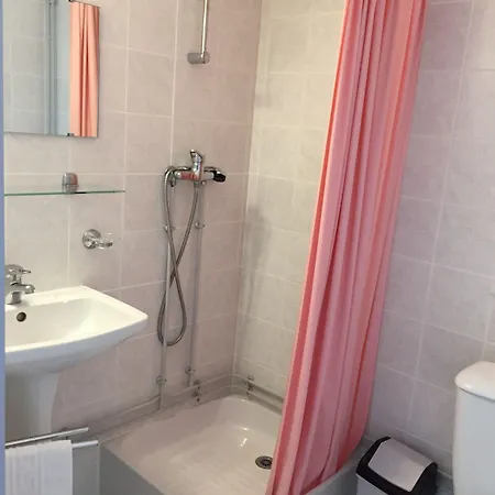 Hotel De La Mare -restaurant Pour Les Clients Sur Réservation