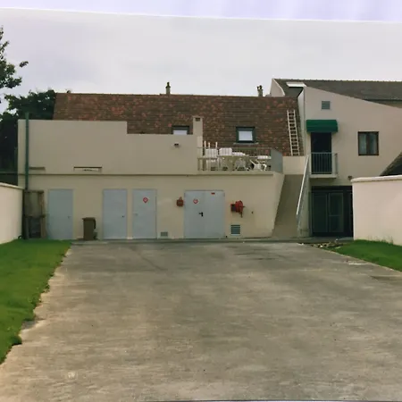 Restaurant De La Mare 3*