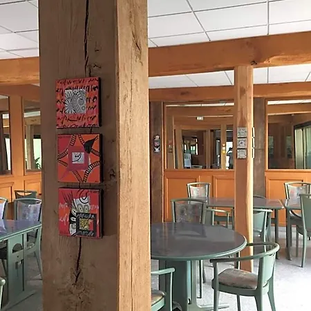 Hotel De La Mare -restaurant Pour Les Clients Sur Reservation Avrigny (Oise)
