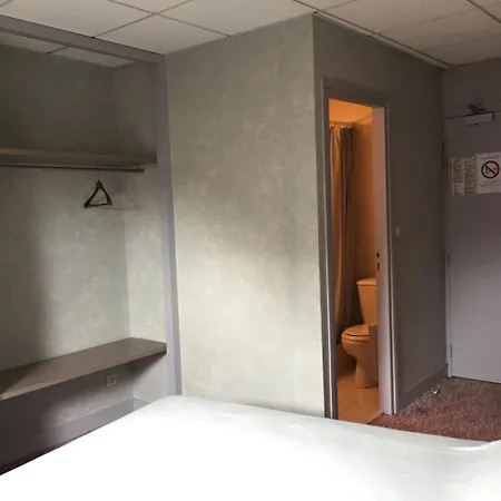 Restaurant De La Mare 3*