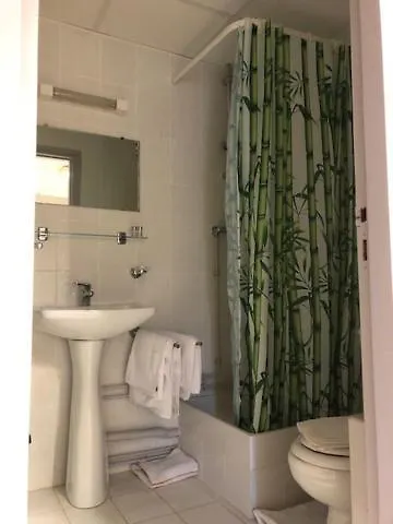 Restaurant De La Mare 3*