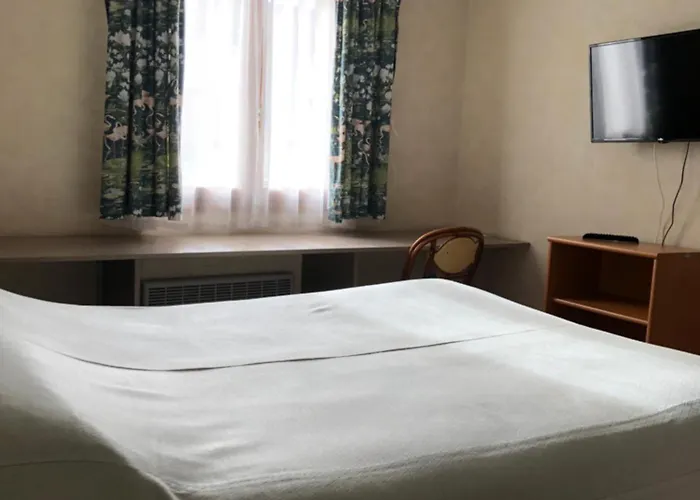 Restaurant De La Mare Hotel Avrigny (Oise)