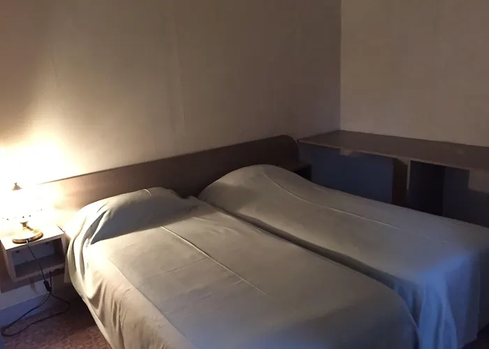 Hotel Restaurant De La Mare Avrigny (Oise)