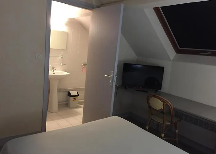 Restaurant De La Mare 3*